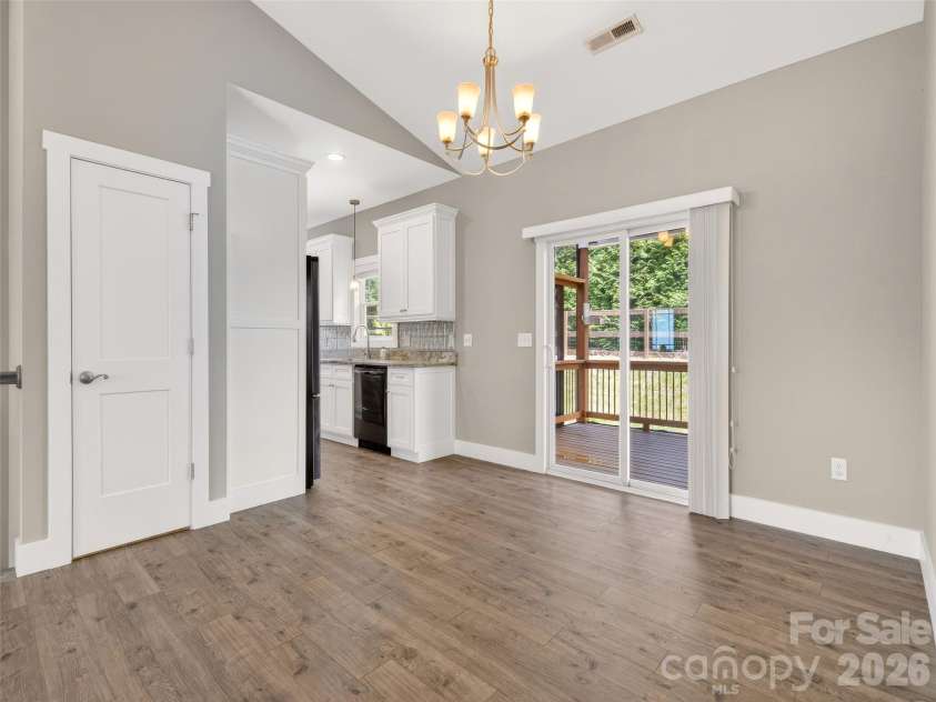 133 Asher Lane, Etowah, NC 28729.  MLS# CAR4383530, YatesRealty ID 30385. 