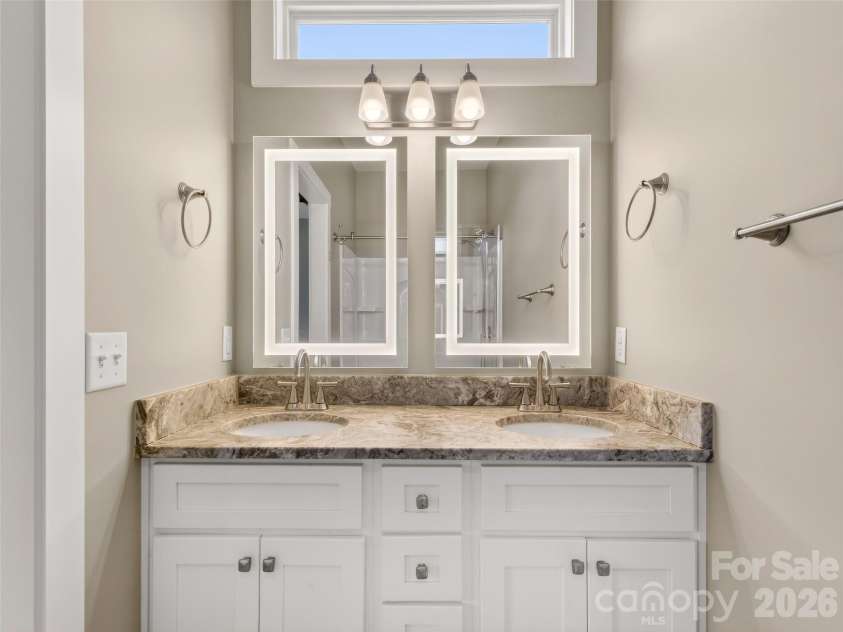 133 Asher Lane, Etowah, NC 28729.  MLS# CAR4383530, YatesRealty ID 30385. 