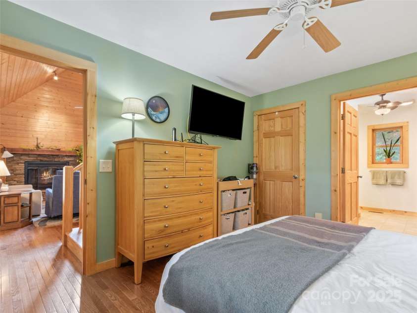 272 Appaloosa Trail, Burnsville, NC 28714.  MLS# CAR4287221, YatesRealty ID 30385. 