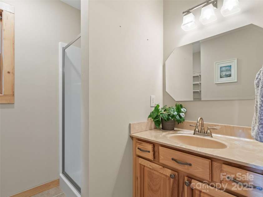 272 Appaloosa Trail, Burnsville, NC 28714.  MLS# CAR4287221, YatesRealty ID 30385. 