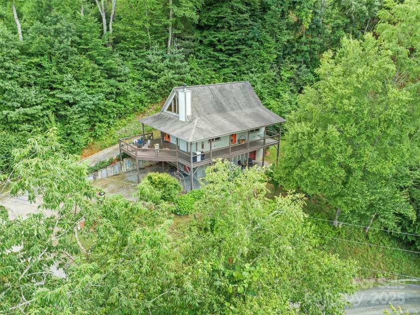 272 Appaloosa Trail, Burnsville, NC 28714.  MLS# CAR4287221, YatesRealty ID 30385. 