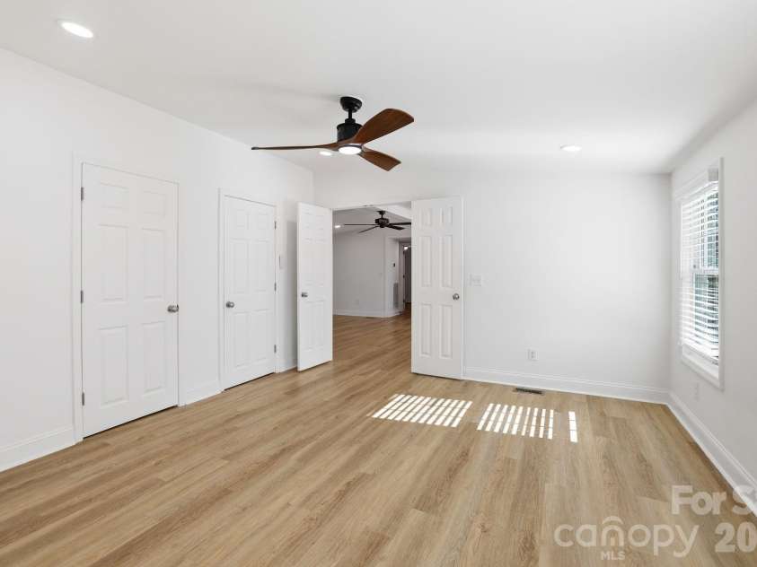 9644 Blackwelder Road, Fort Mill, SC 29707.  MLS# CAR4381870, YatesRealty ID 30387. 