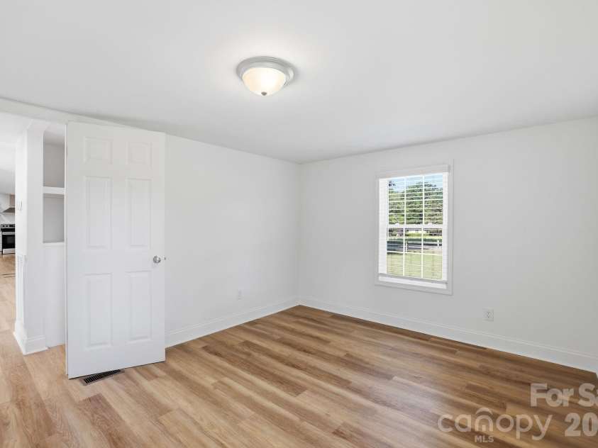 9644 Blackwelder Road, Fort Mill, SC 29707.  MLS# CAR4381870, YatesRealty ID 30387. 