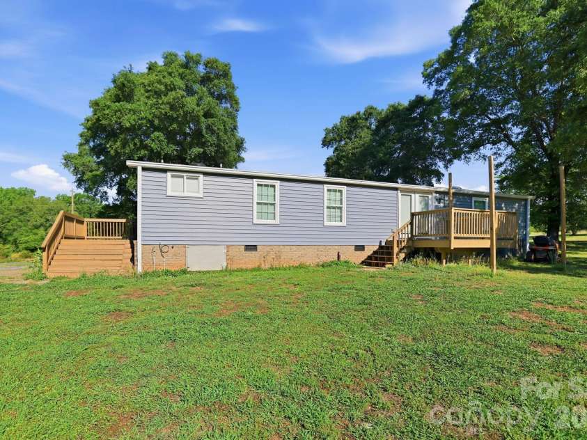 9644 Blackwelder Road, Fort Mill, SC 29707.  MLS# CAR4381870, YatesRealty ID 30387. 