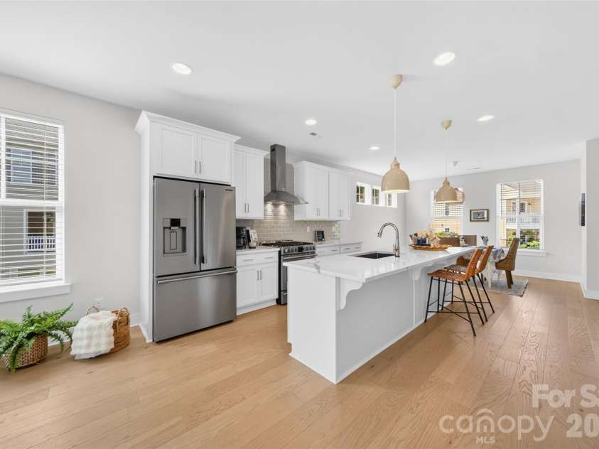 106 Wesser Street, Davidson, NC 28036.  MLS# CAR4382368, YatesRealty ID 30388. Pristine White Cabinets With Soft-Close Drawers