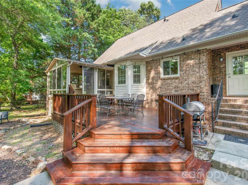 3216 Hitching Post Lane, Rock Hill, SC 29732.  MLS# CAR4371992, YatesRealty ID 30389. Steps to backyard