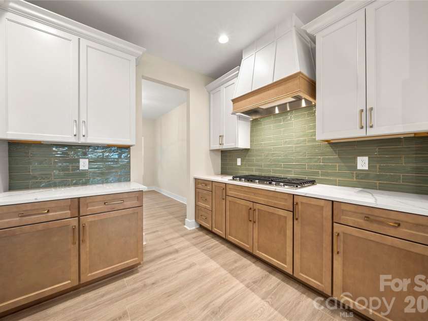 6991 Oakridge Road, Clover, SC 29710.  MLS# CAR4387572, YatesRealty ID 30390. 