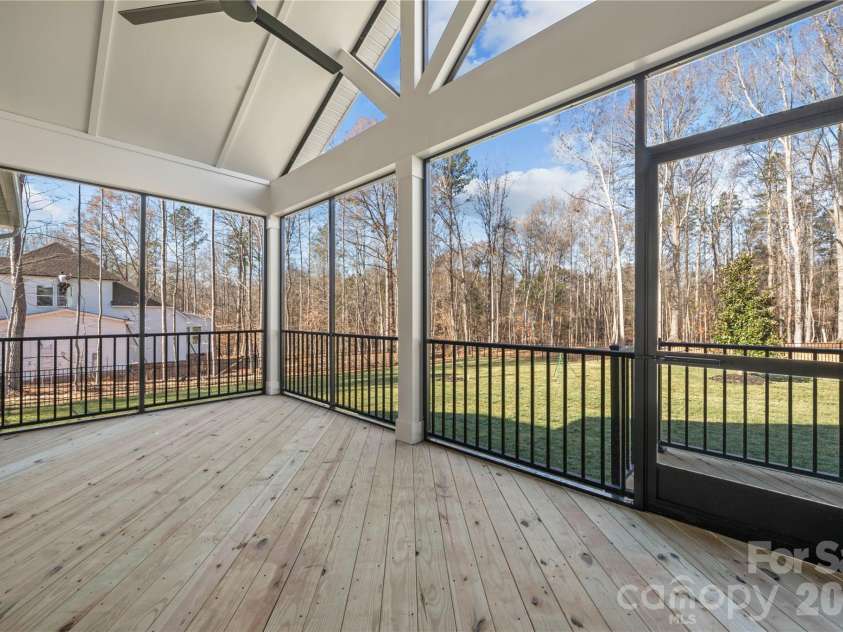 6991 Oakridge Road, Clover, SC 29710.  MLS# CAR4387572, YatesRealty ID 30390. 