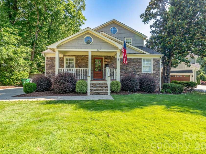 1617 Brook Road, Charlotte, NC 28205.  MLS# CAR4381506, YatesRealty ID 30391. 