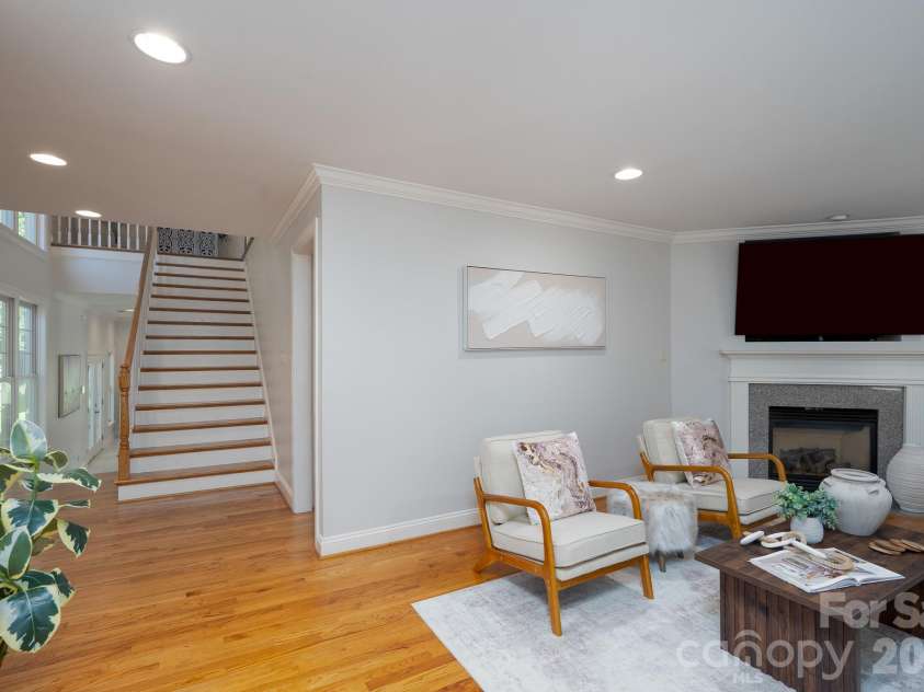 1617 Brook Road, Charlotte, NC 28205.  MLS# CAR4381506, YatesRealty ID 30391. 