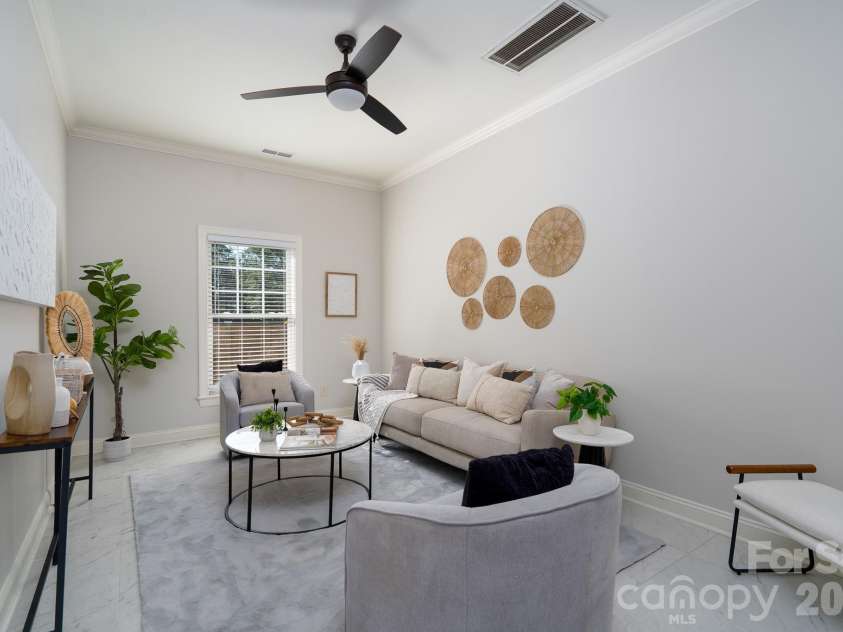 1617 Brook Road, Charlotte, NC 28205.  MLS# CAR4381506, YatesRealty ID 30391. 