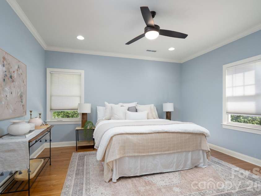 1617 Brook Road, Charlotte, NC 28205.  MLS# CAR4381506, YatesRealty ID 30391. 