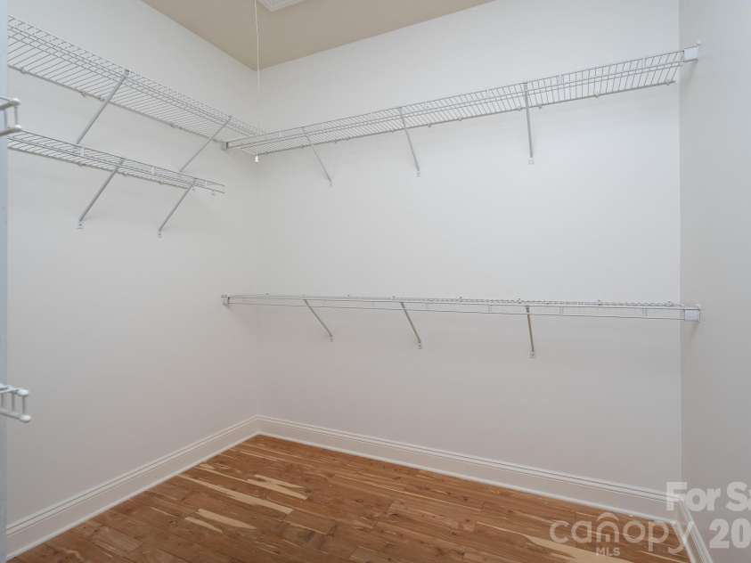 1617 Brook Road, Charlotte, NC 28205.  MLS# CAR4381506, YatesRealty ID 30391. 