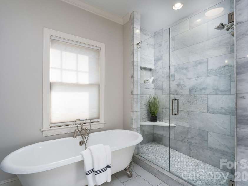 1617 Brook Road, Charlotte, NC 28205.  MLS# CAR4381506, YatesRealty ID 30391. 