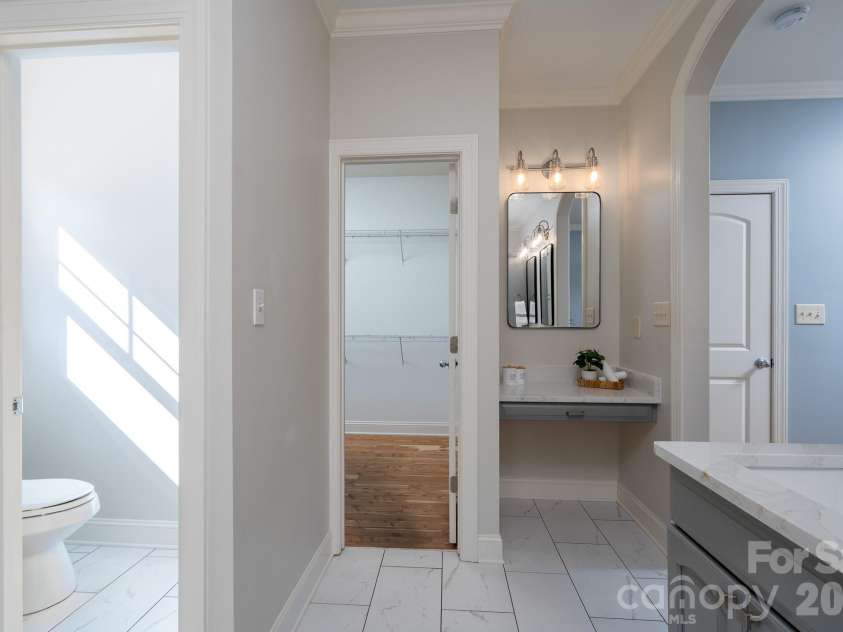 1617 Brook Road, Charlotte, NC 28205.  MLS# CAR4381506, YatesRealty ID 30391. 