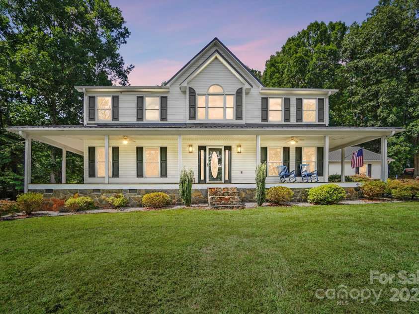6649 Forney Hill Road, Denver, NC 28037.  MLS# CAR4287843, YatesRealty ID 30391. WELCOME TO 6649 FORNEY HILL