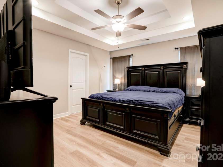 129 Topaz Lane, Gaffney, SC 29341.  MLS# CAR4289275, YatesRealty ID 30392. 