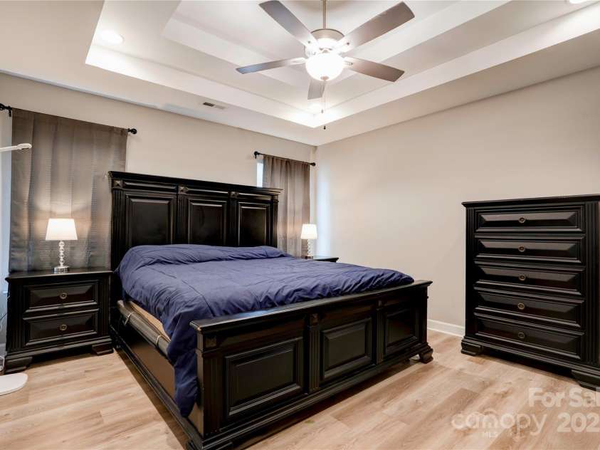 129 Topaz Lane, Gaffney, SC 29341.  MLS# CAR4289275, YatesRealty ID 30392. 