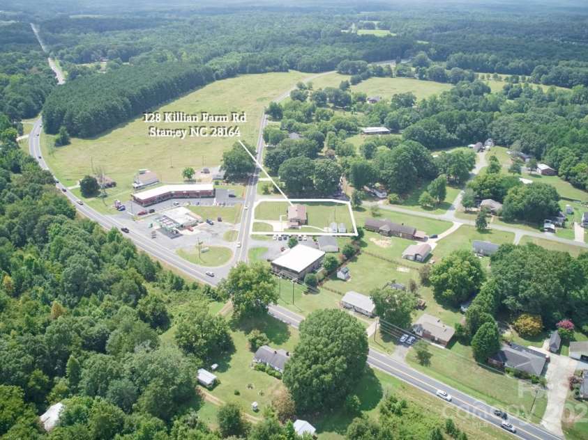 128 Killian Farm Road, Stanley, NC 28164.  MLS# CAR4288617, YatesRealty ID 30393. Prime Location