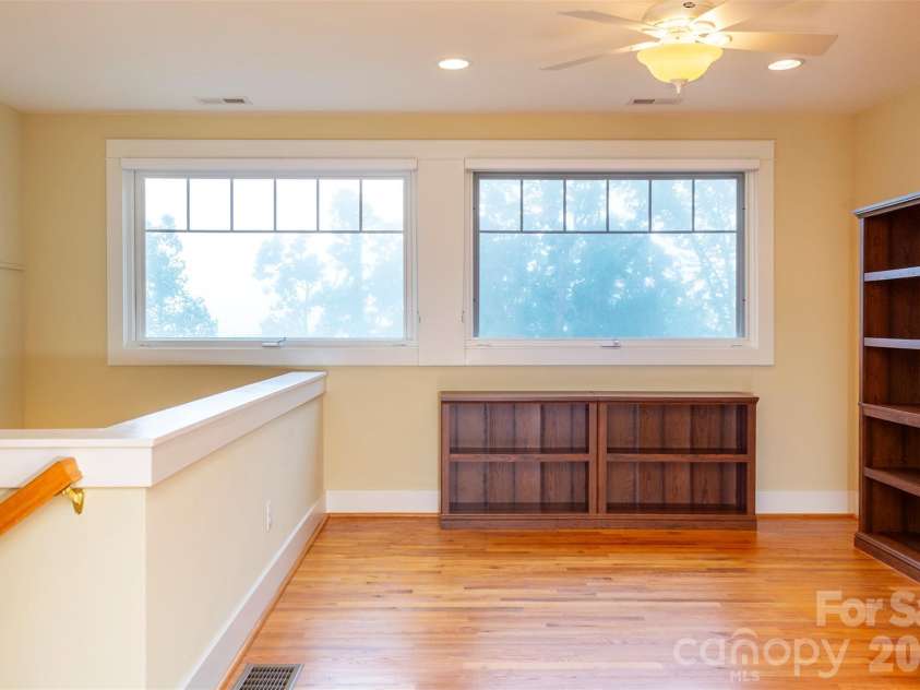 204 Briarcliff None, Asheville, NC 28804.  MLS# CAR4356958, YatesRealty ID 30393. 