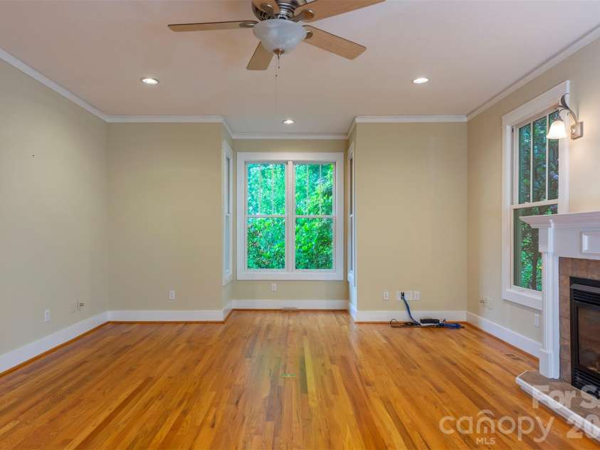 204 Briarcliff None, Asheville, NC 28804.  MLS# CAR4356958, YatesRealty ID 30393. Living room