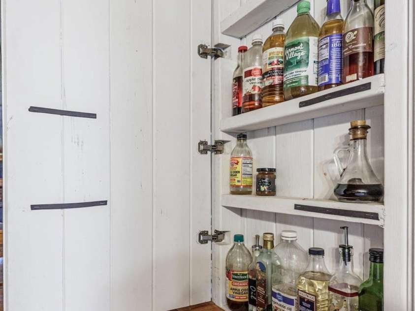 285 Silvermine Branch Road, Bryson City, NC 28713.  MLS# CAR4289392, YatesRealty ID 30394. Hidden Cubby