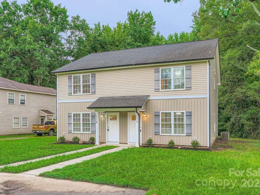 4400 Tantilla Circle, Charlotte, NC 28215.  MLS# CAR4286611, YatesRealty ID 30395. 
