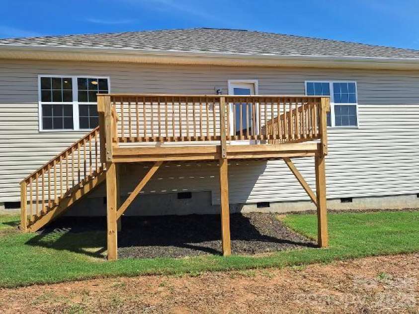 5143 Colchester Court, Catawba, NC 28609.  MLS# CAR4392247, YatesRealty ID 30395. Deck
