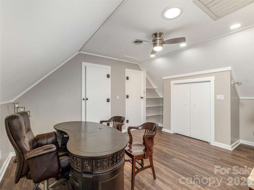 514 Whispering Hills Drive, Hendersonville, NC 28792.  MLS# CAR4330403, YatesRealty ID 30396. 