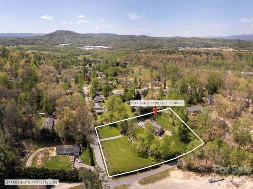 514 Whispering Hills Drive, Hendersonville, NC 28792.  MLS# CAR4330403, YatesRealty ID 30396. 