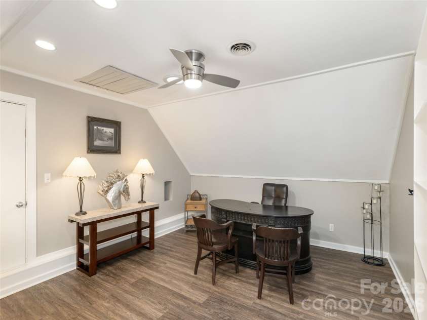 514 Whispering Hills Drive, Hendersonville, NC 28792.  MLS# CAR4330403, YatesRealty ID 30396. OfficeUpper level