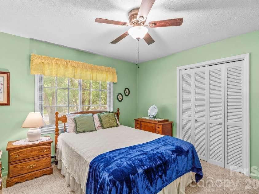 132 Polly Drive, Statesville, NC 28625.  MLS# CAR4387210, YatesRealty ID 30398. 