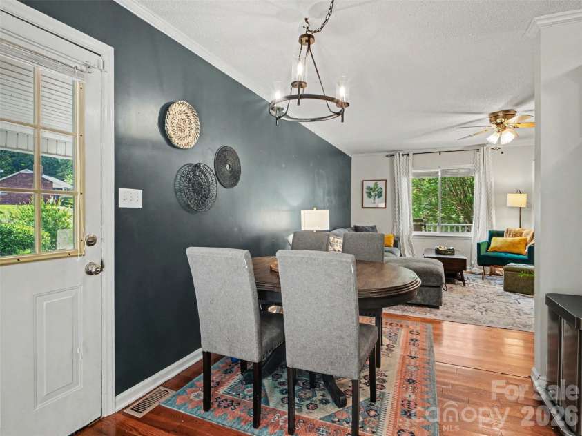 1009 Autumn Lane, Concord, NC 28025.  MLS# CAR4390937, YatesRealty ID 30399. 