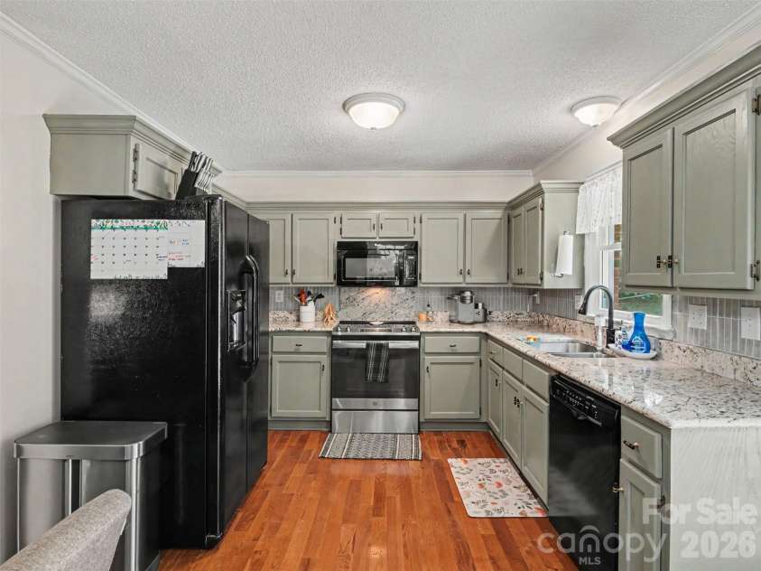 1009 Autumn Lane, Concord, NC 28025.  MLS# CAR4390937, YatesRealty ID 30399. 