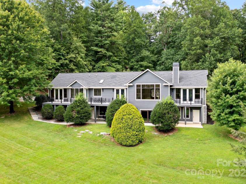 301 Winding Meadows Drive, Flat Rock, NC 28731.  MLS# CAR4286290, YatesRealty ID 30399. 