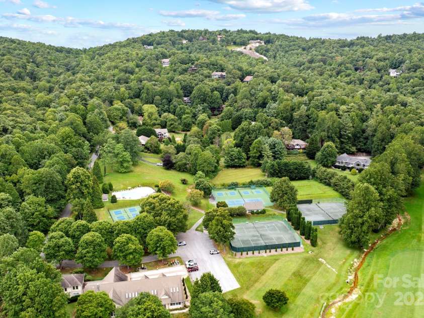 301 Winding Meadows Drive, Flat Rock, NC 28731.  MLS# CAR4286290, YatesRealty ID 30399. 