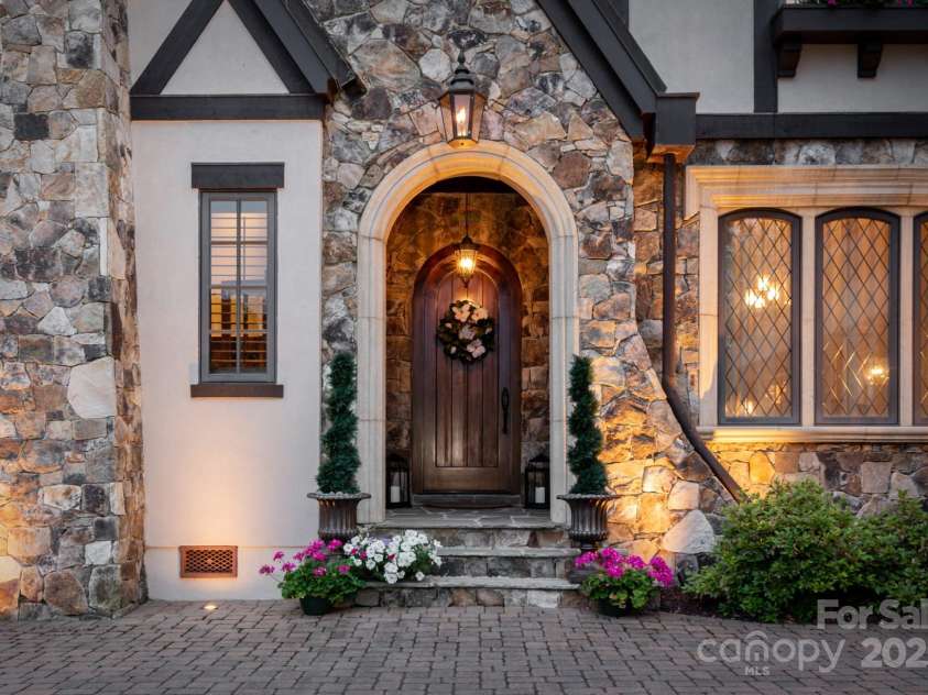 314 Royal Crescent Lane, Waxhaw, NC 28173.  MLS# CAR4227648, YatesRealty ID 3040. 