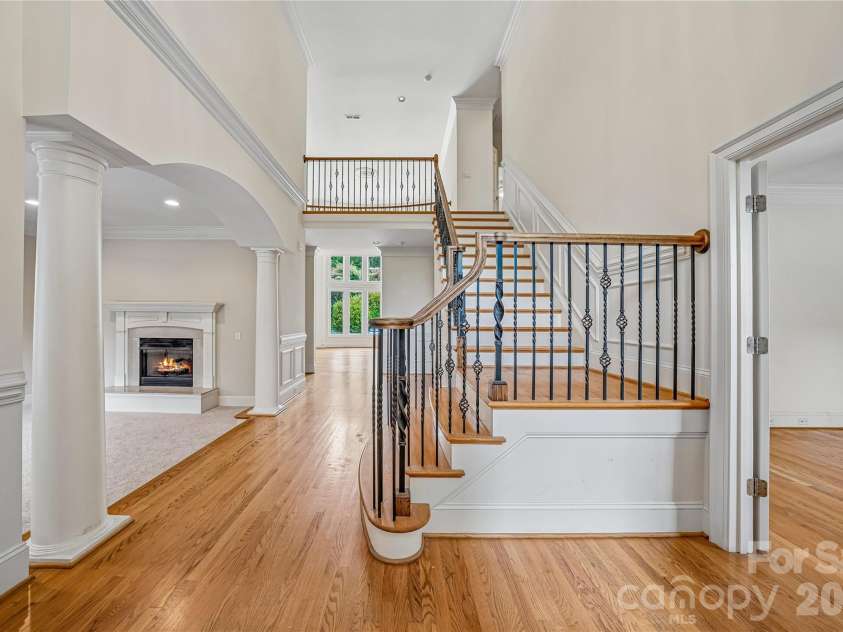 4305 Mourning Dove Drive, Matthews, NC 28104.  MLS# CAR4391017, YatesRealty ID 30402. 