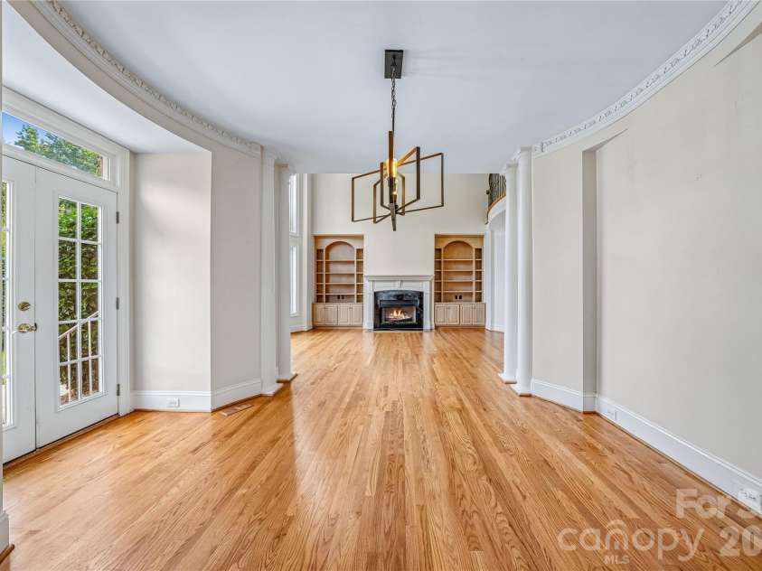 4305 Mourning Dove Drive, Matthews, NC 28104.  MLS# CAR4391017, YatesRealty ID 30402. 