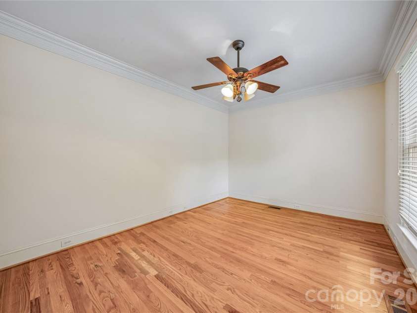 4305 Mourning Dove Drive, Matthews, NC 28104.  MLS# CAR4391017, YatesRealty ID 30402. 
