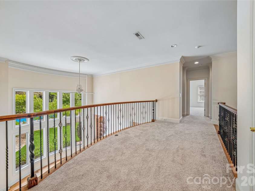 4305 Mourning Dove Drive, Matthews, NC 28104.  MLS# CAR4391017, YatesRealty ID 30402. 