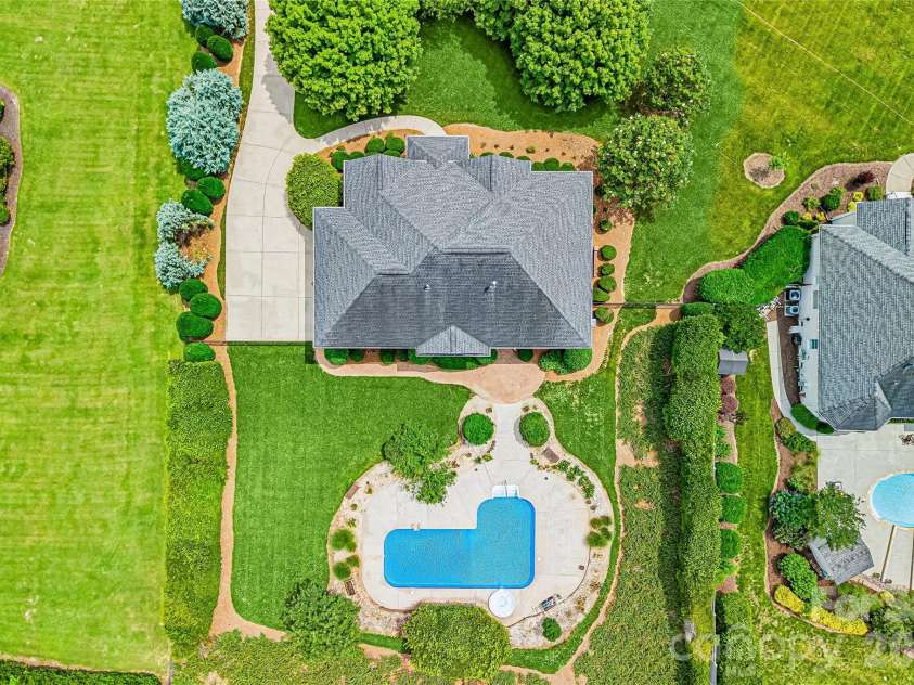 4305 Mourning Dove Drive, Matthews, NC 28104.  MLS# CAR4391017, YatesRealty ID 30402. 