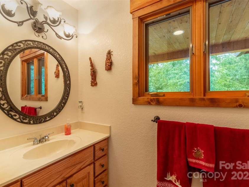 112 Hawks Nest Ridge, Cullowhee, NC 28723.  MLS# CAR4288989, YatesRealty ID 30404. 