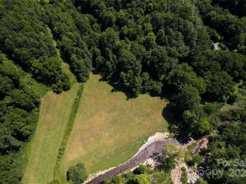 112 Hawks Nest Ridge, Cullowhee, NC 28723.  MLS# CAR4288989, YatesRealty ID 30404. 