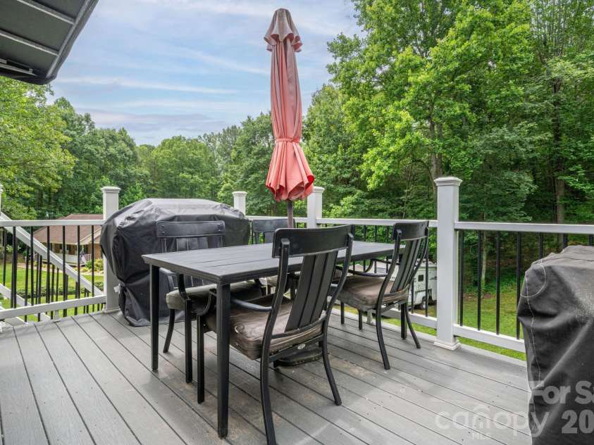 2479 Old Pond Drive, Lincolnton, NC 28092.  MLS# CAR4390192, YatesRealty ID 30406. Deck