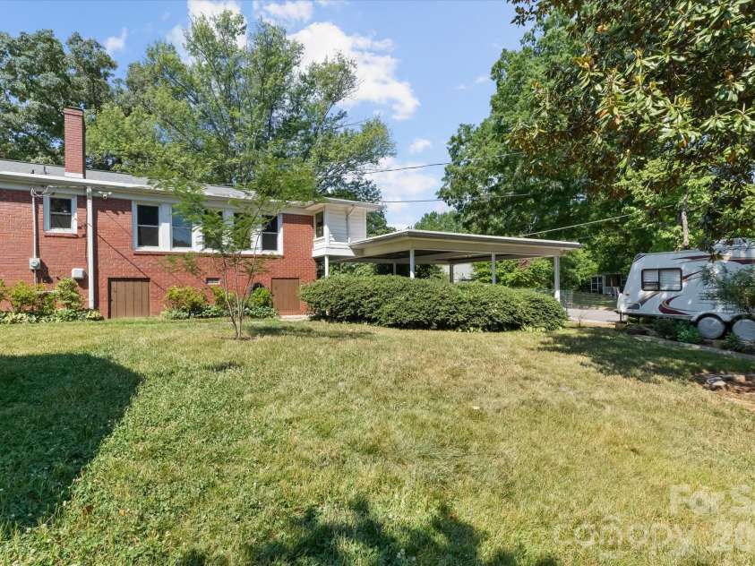 354 Bost Street, Statesville, NC 28677.  MLS# CAR4344460, YatesRealty ID 30407. Large, private backyard