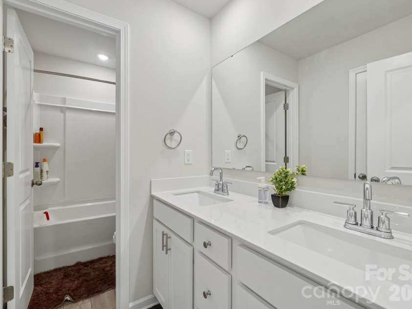 15142 Windy Plains Road, Charlotte, NC 28262.  MLS# CAR4388398, YatesRealty ID 30408. 