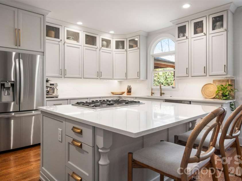 15123 Mcknitt Lane, Charlotte, NC 28277.  MLS# CAR4349138, YatesRealty ID 3041. 