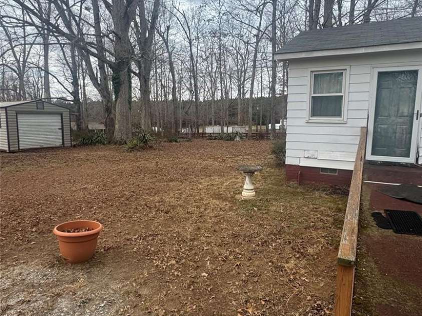 840 Skinner Road, Shelby, NC 28152.  MLS# CAR4382794, YatesRealty ID 30411. 