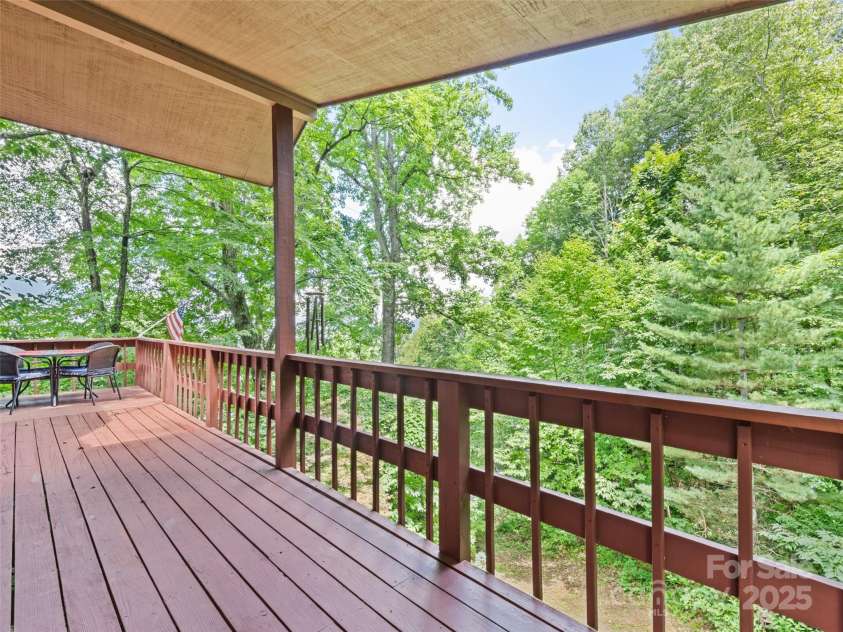 1672 Summit Drive, Maggie Valley, NC 28751.  MLS# CAR4288265, YatesRealty ID 30413. 